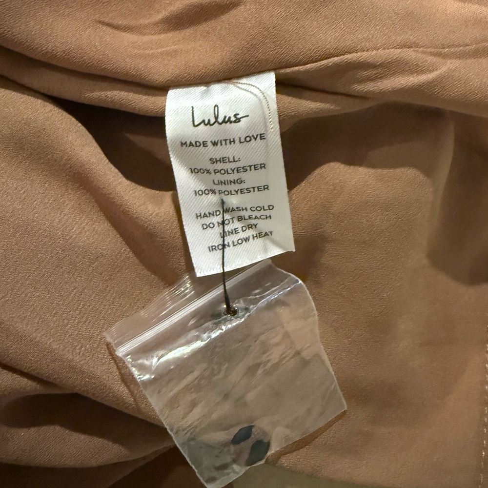 Lulus, Leopard Print V-Neck relaxed fit Dress, Size L - Picture 13 of 14